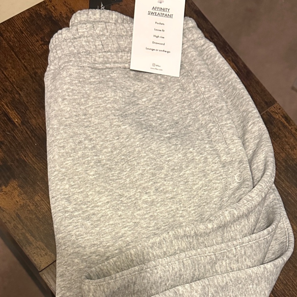Fleo Gray Sweatpants